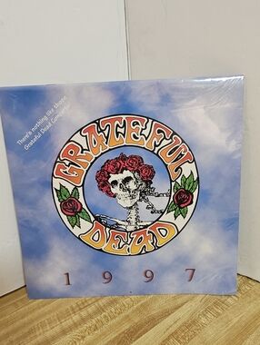 Vintage Official 1997 Grateful Dead Productions 13-Month Wall Calendar – Factory